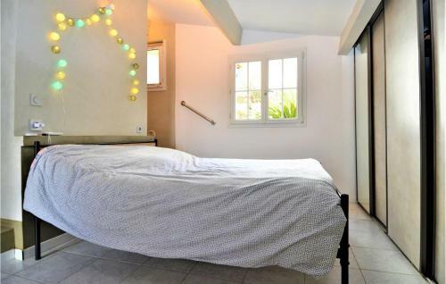 Amazing Home In Saint-paulet-de-caisso With 4 Bedrooms