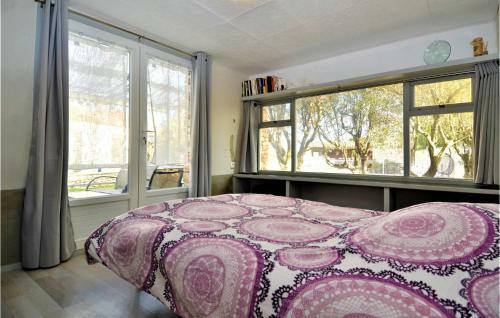 Amazing Home In Saint-paulet-de-caisso With 4 Bedrooms