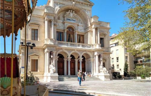 Amazing Home In Saint-paulet-de-caisso With 4 Bedrooms