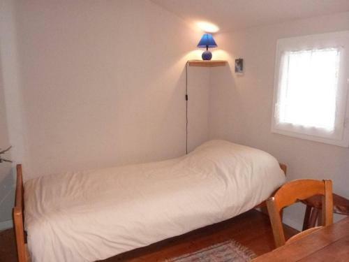 Villa Saint-pierre-d'ol�ron, 3 Bedrooms, 4 Persons - Fr-1-246a-115