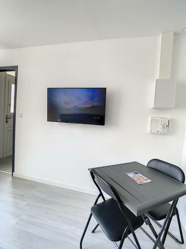 Apartamento Studio Cosy Tout Equipe Hyper Centre Wifi 2pers