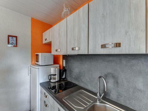 Welcoming Holiday Home In Saint-savinien With Terrace