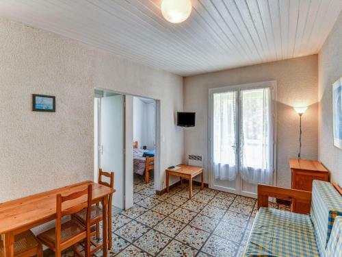 Welcoming Holiday Home In Saint-savinien With Terrace