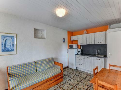 Welcoming Holiday Home In Saint-savinien With Terrace