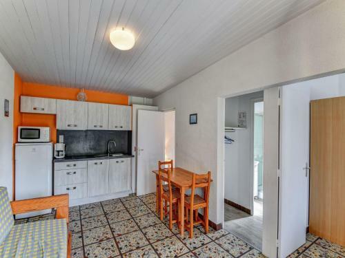 Welcoming Holiday Home In Saint-savinien With Terrace