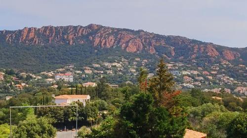 Apartamento Grand Studiot2 � Pierre Et Vacances Cap Est�rel