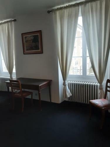 Hostal Chateau De La Touche Proche Poitiers