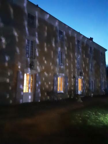 Hostal Chateau De La Touche Proche Poitiers