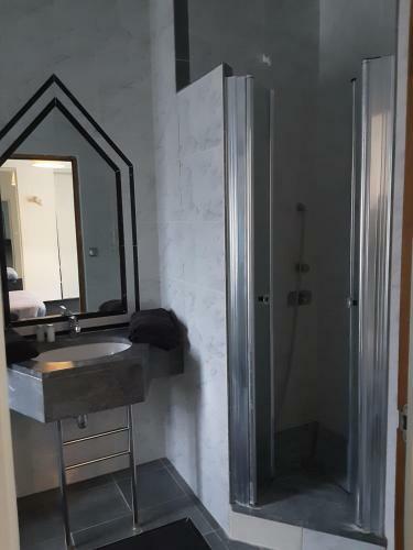 Hostal Chateau De La Touche Proche Poitiers