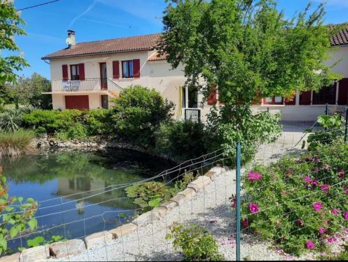 Charmant Logement Entier A La Campagne