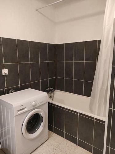 Apartamento Cocon Traversant Deux Balcons Proche Centre