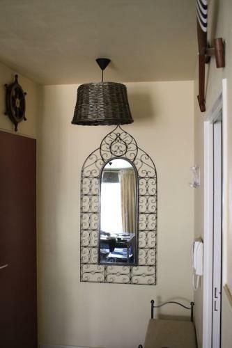 Apartamento Hidden Gem Ancr� Au C?ur De S�te & Vue Sur Mont St Clair