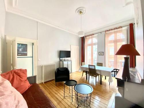 Charming Apartment With Bedroom