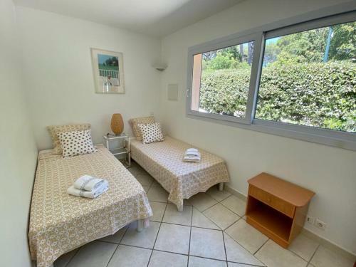 Maison F2 Saint Raphael Valescure Piscine Clim Wifi Golf