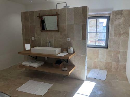 Hostal Maison Deli�re