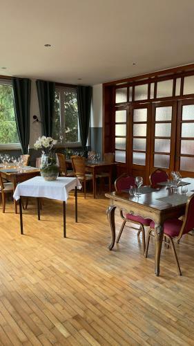 Hostal Au Cerf