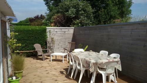 Jolie Petite Maison � 400 M�tres De La Mer.