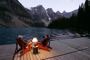 Moraine Lake Lodge