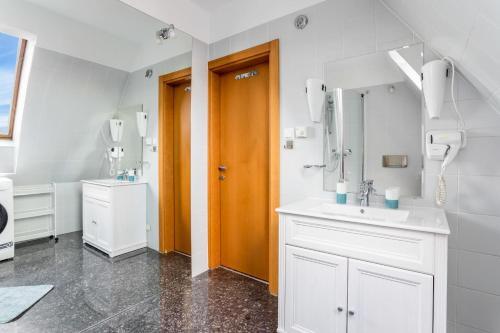 Apartamento Rent Like Home - Za Cieszyniank? 5