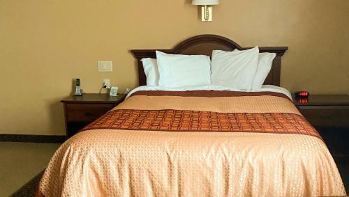 Ivey's Motor Lodge