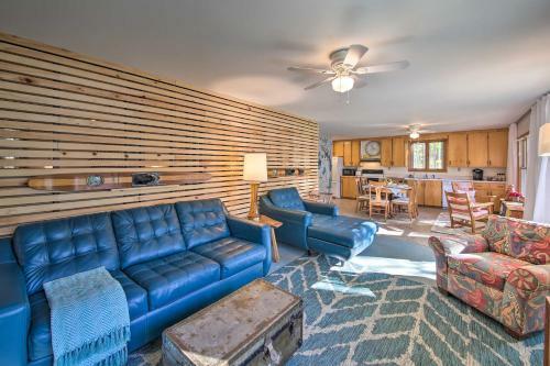 Lakefront Home With Deck, Dock, And Water Access!