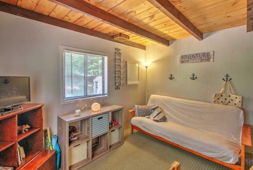 Lake Arrowhead Waterfront Cabin With Deck And Grill