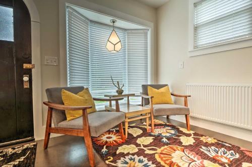 Coastal Studio Cottage With Deck - Walk To Town