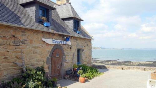 Semi-detached House, Crozon