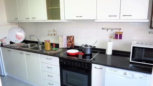 Apartamento Claire Seaview & Beach-apartment