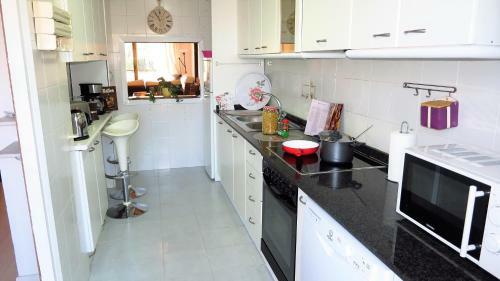 Apartamento Claire Seaview & Beach-apartment
