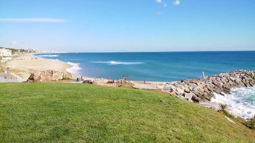 Bianca Seaview & Beach Apartment