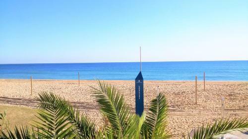 Bianca Seaview & Beach Apartment