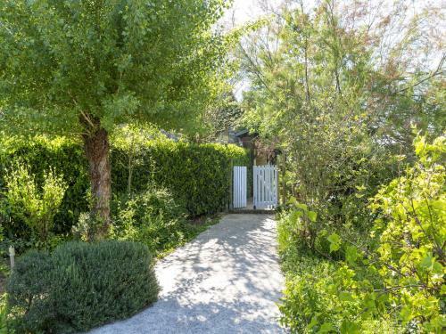 Fantastic Holiday Home In D�gagnac With Jacuzzi
