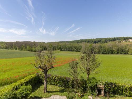 Fantastic Holiday Home In D�gagnac With Jacuzzi