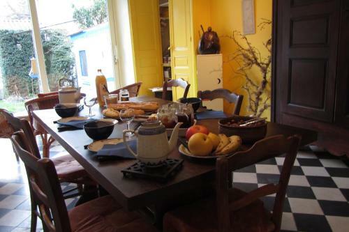 Bed & Breakfast Chambres D'h�tes Laurent Besset