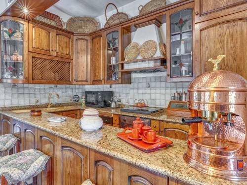 Elegant Holiday Home In Castel Viscardo With Terrace And Bbq