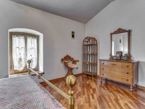 Elegant Holiday Home In Castel Viscardo With Terrace And Bbq