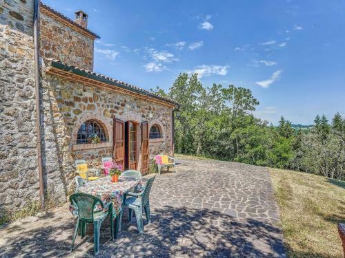 Elegant Holiday Home In Castel Viscardo With Terrace And Bbq
