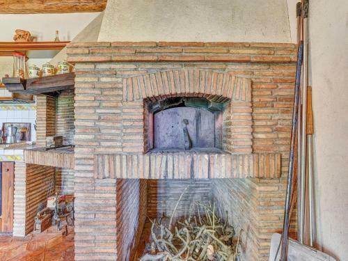 Elegant Holiday Home In Castel Viscardo With Terrace And Bbq