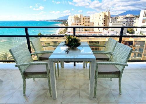 Apartamento Skol 701. One Bedroom Duplex With Exceptional Sea Views.