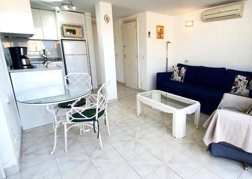 Apartamento Skol 701. One Bedroom Duplex With Exceptional Sea Views.