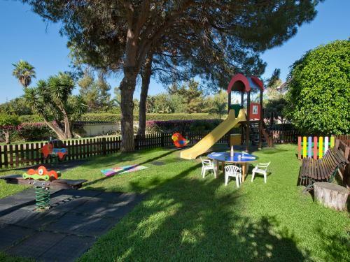 Hotel Bluebay Ban�s