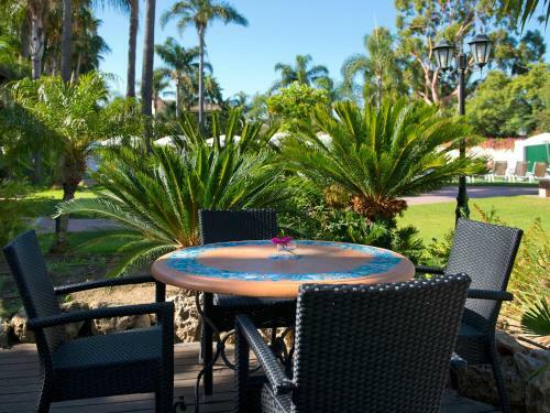 Hotel Bluebay Ban�s