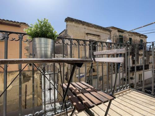 Eloro - Luxury Suite & Apartment