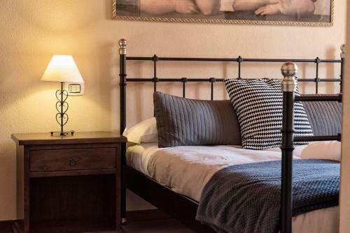 Hostal Corso 151