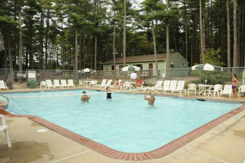 Gateway To Cape Cod Vacation Cottage 3