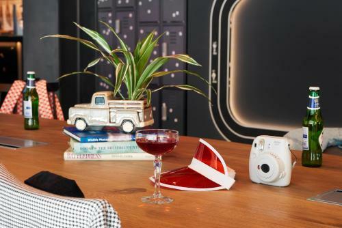 Hotel Moxy Milton Keynes