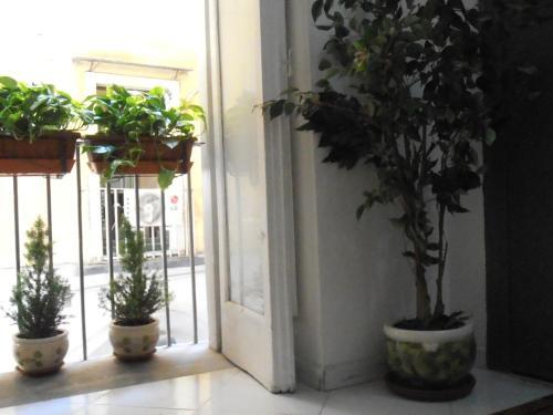 La Residenza Napoli Chiaia Short Let Apartments