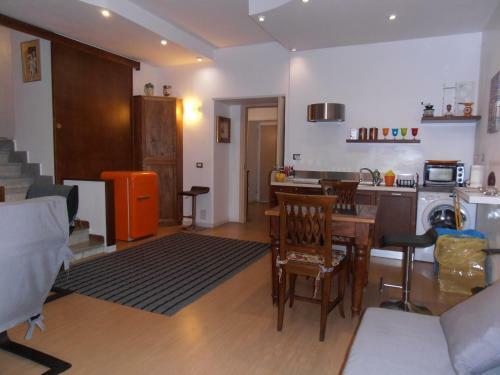 La Residenza Napoli Chiaia Short Let Apartments