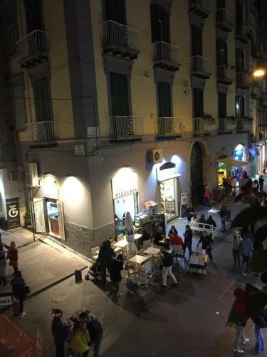 La Residenza Napoli Chiaia Short Let Apartments